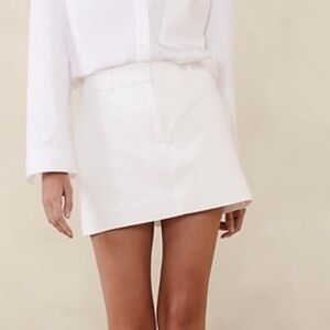 Cotton-Linen skort in white